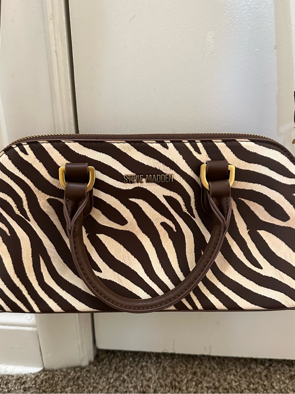 Steve Madden Zebra Shoulder Bag - Picture 5 of 6